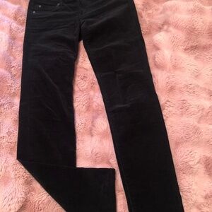 SALE Like New Kut from the Kloth Diana stretch Corduroy skinny pant in black